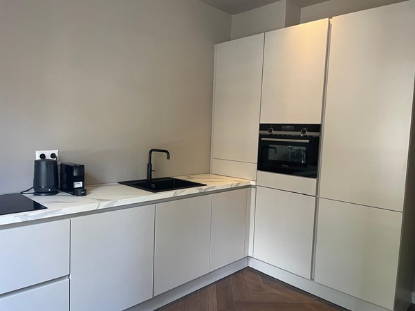 Medium property photo - Aalsmeerweg 20-3, 1059 AJ Amsterdam
